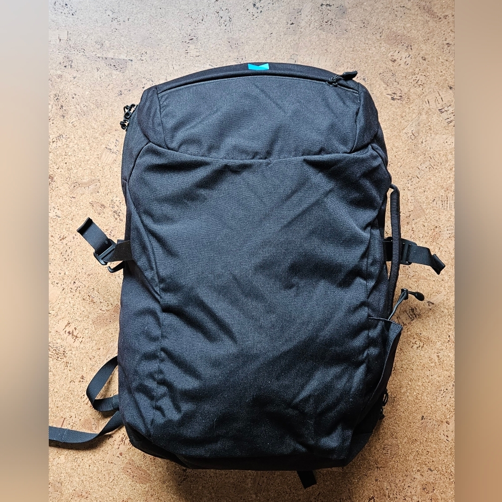 Minaal Carry-On 2.0 Aoraki Black​ Travel Backpack